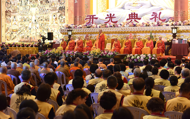 2015年佛光祖庭大覺寺大雄寶殿開光典禮由學誠大和尚等十一大師主持。